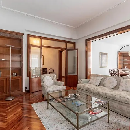 Elegancia Con Diseno Clasico *