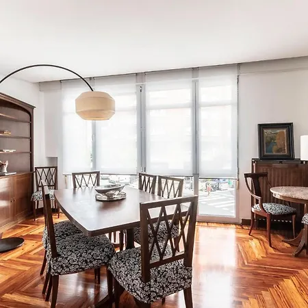 Elegancia Con Diseno Clasico Appartamento Bilbao