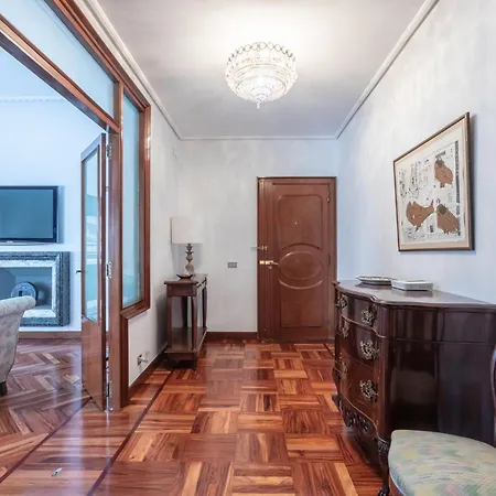 Elegancia Con Diseno Clasico Bilbao